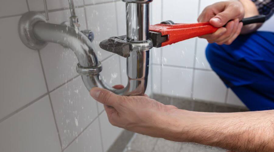 Professional expert plumbing services in Elberon, VA